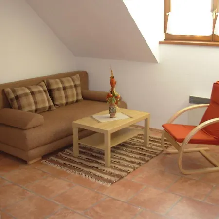 Maraqua Apartmán *